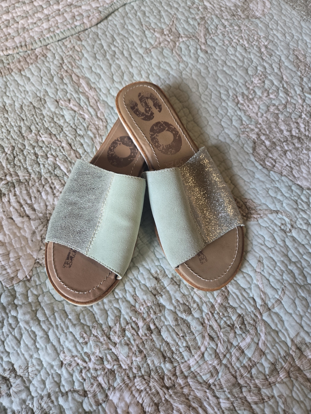 Slide Sandals in Suede Mint with Metallic Accent - Women 7